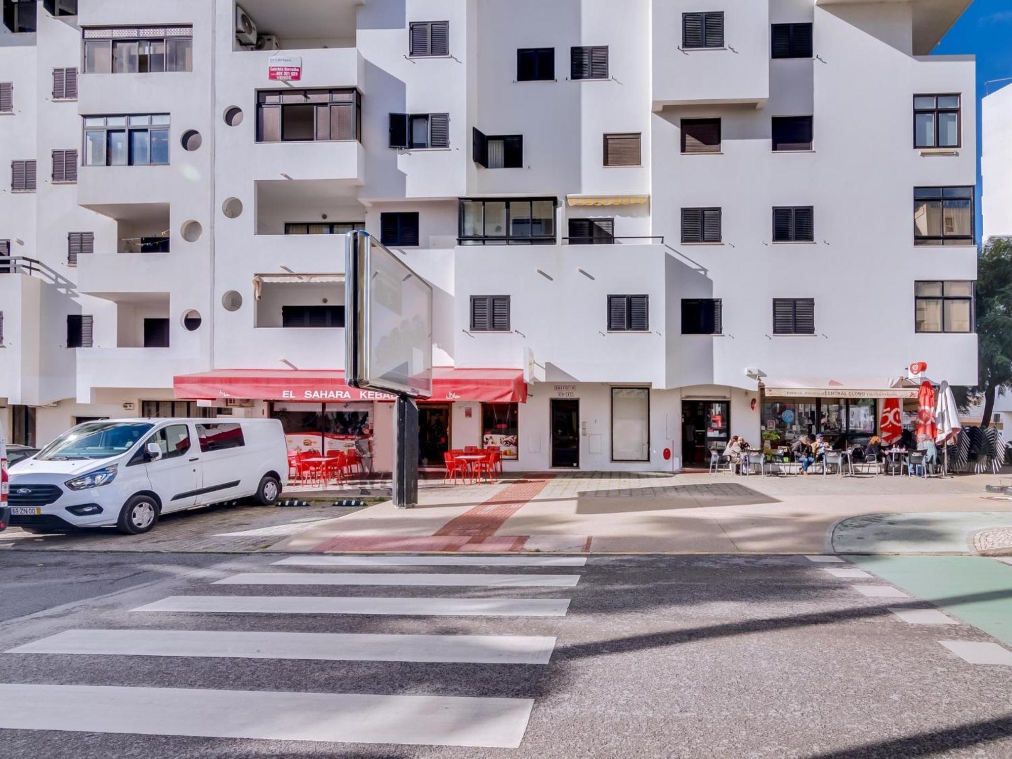 Al - Avenida Quarteira